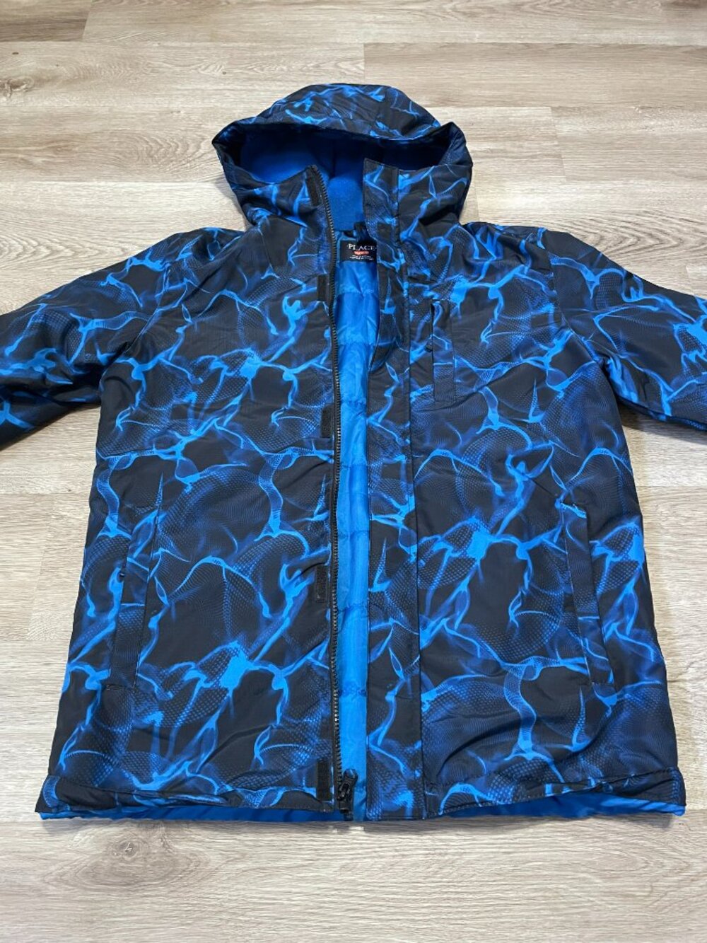Blue Jacket - Picture 4 of 12